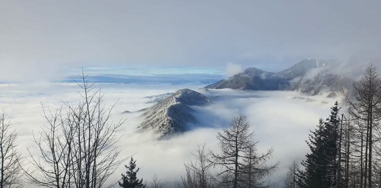 Vodena meditacija z zvočno kopeljo